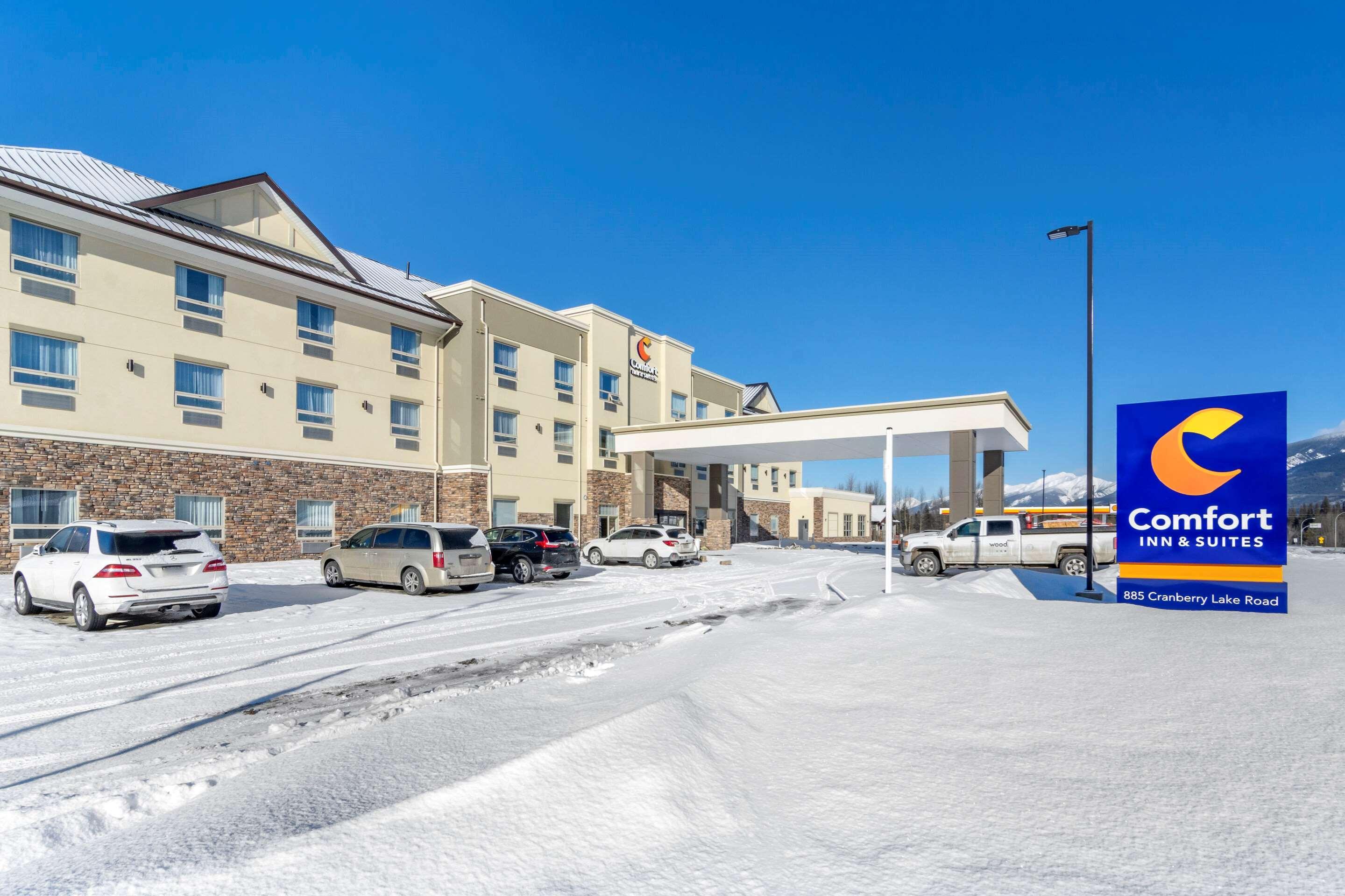 Comfort Inn & Suites فالماونت المظهر الخارجي الصورة