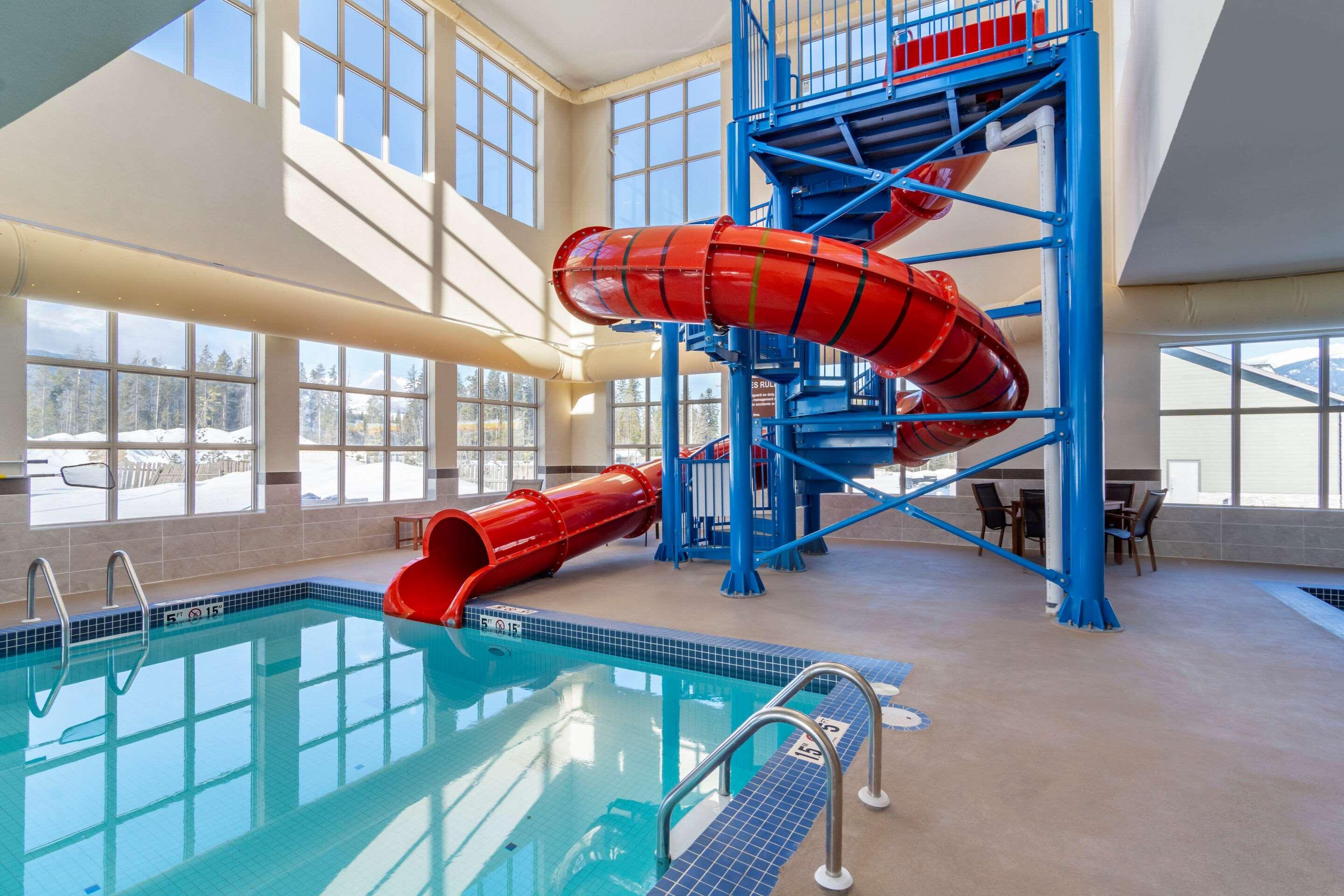Comfort Inn & Suites فالماونت المظهر الخارجي الصورة